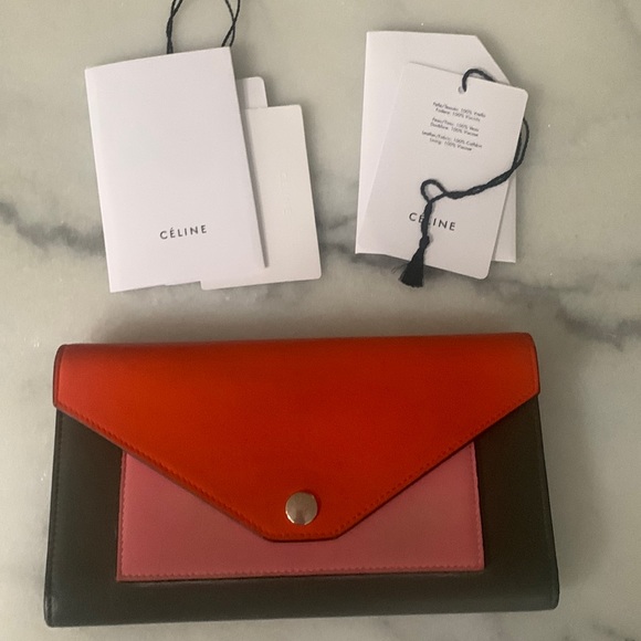 Celine Envelope Wallet Clutch Holds IPhone 10 (Some wear) - Picture 2 of 10